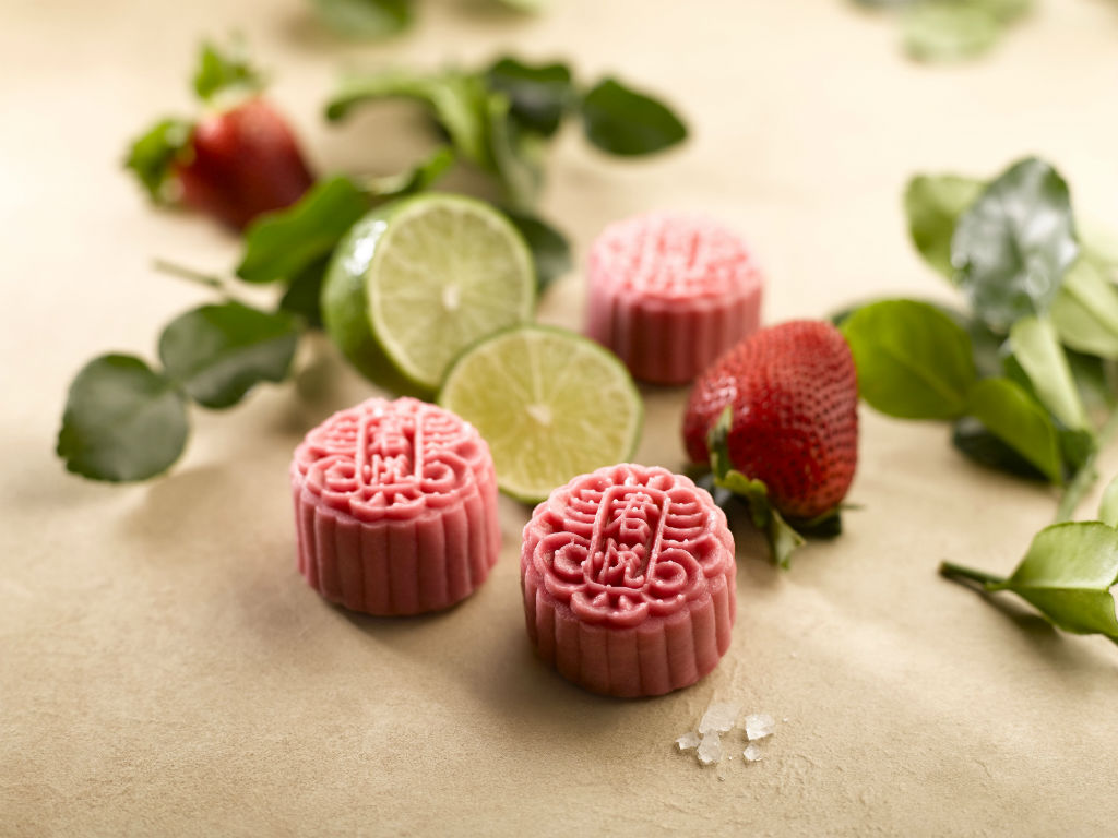 strawberry_lime_margarita_truffle_snowskin